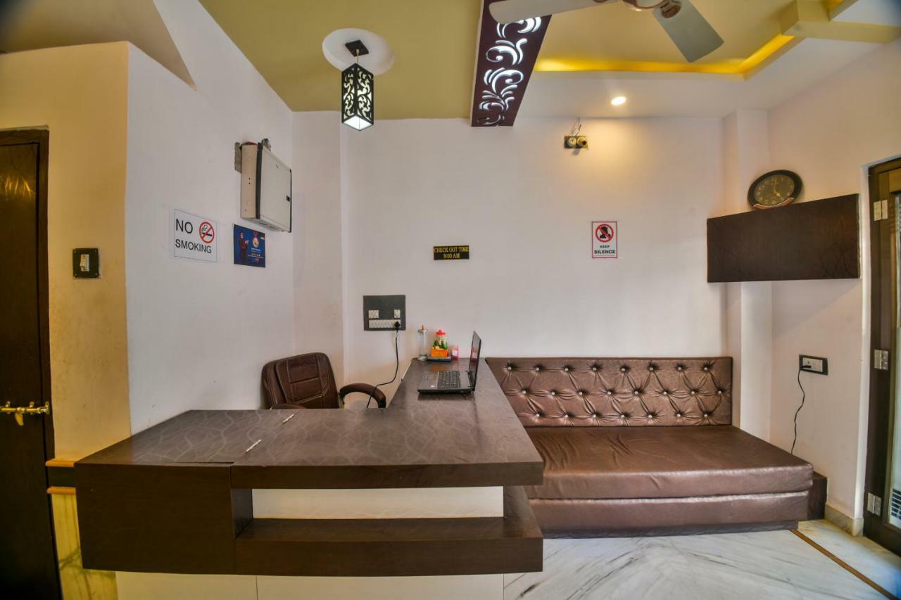 Hotel Vinayaka Натхдвара Экстерьер фото