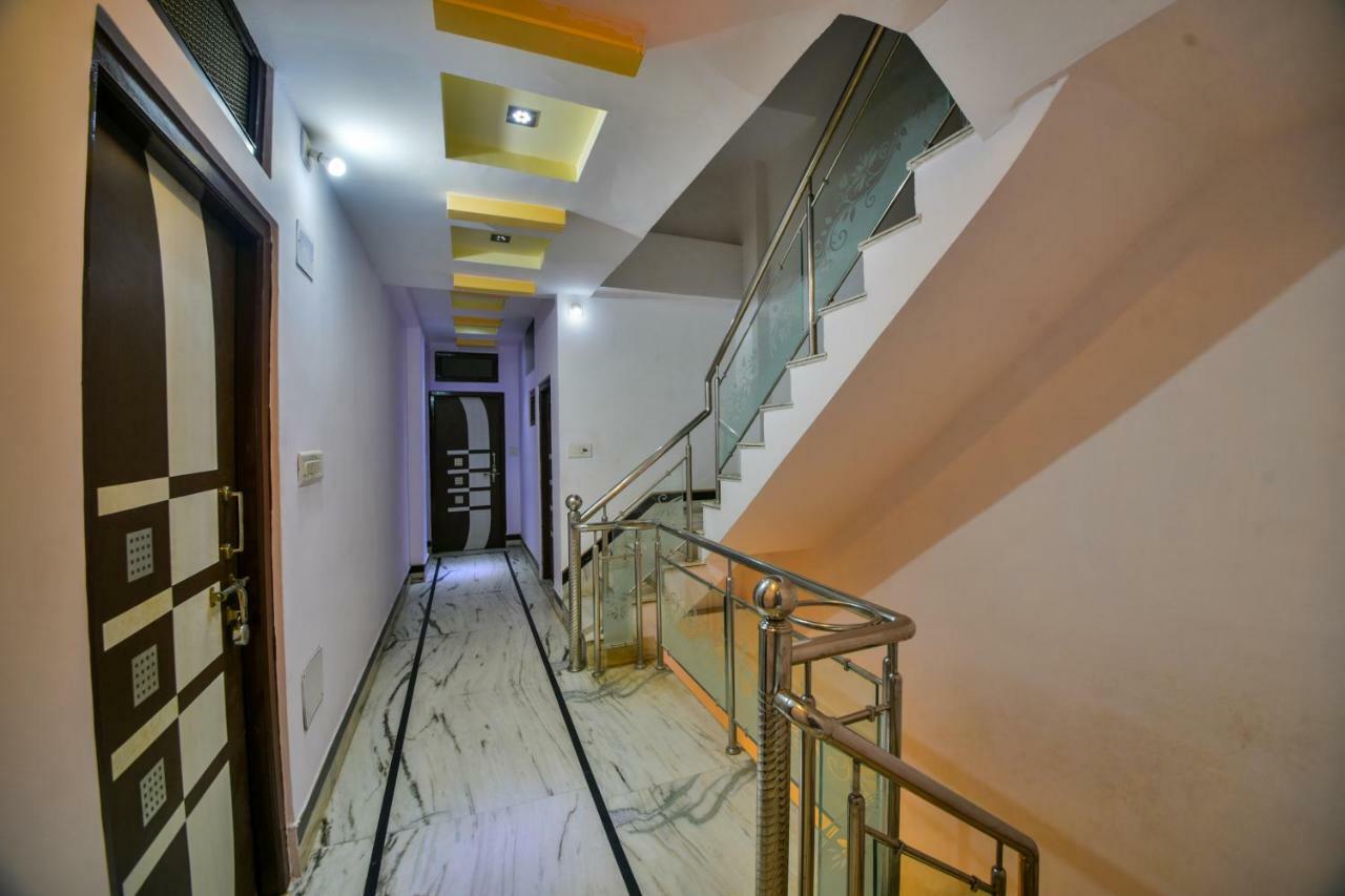 Hotel Vinayaka Натхдвара Экстерьер фото